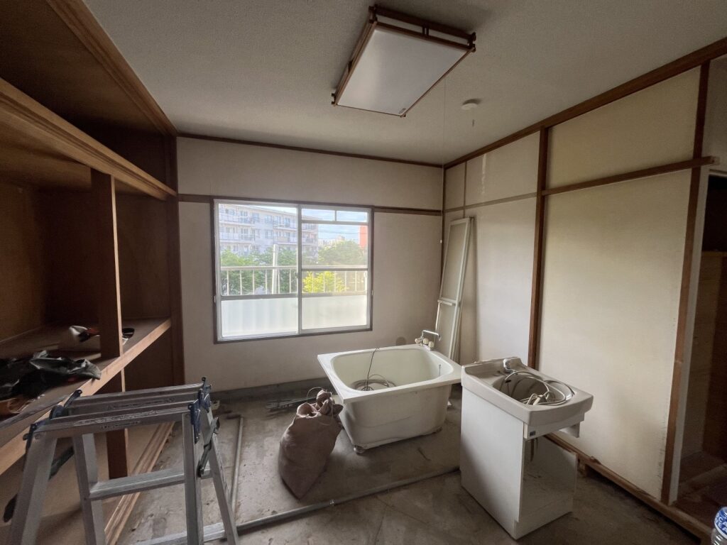 内装解体